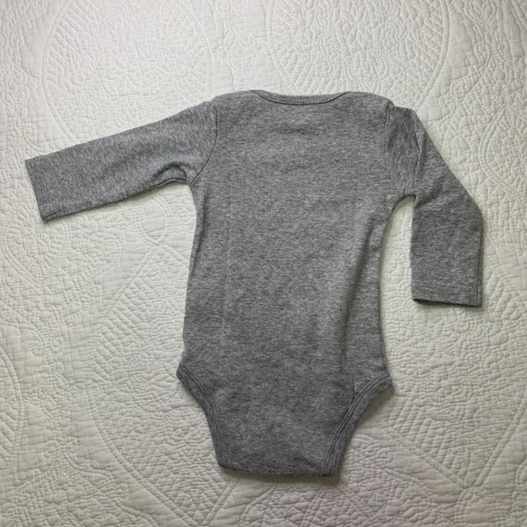 Long Sleeves onesie Bundle 3M Carter’s - Picture 10 of 11